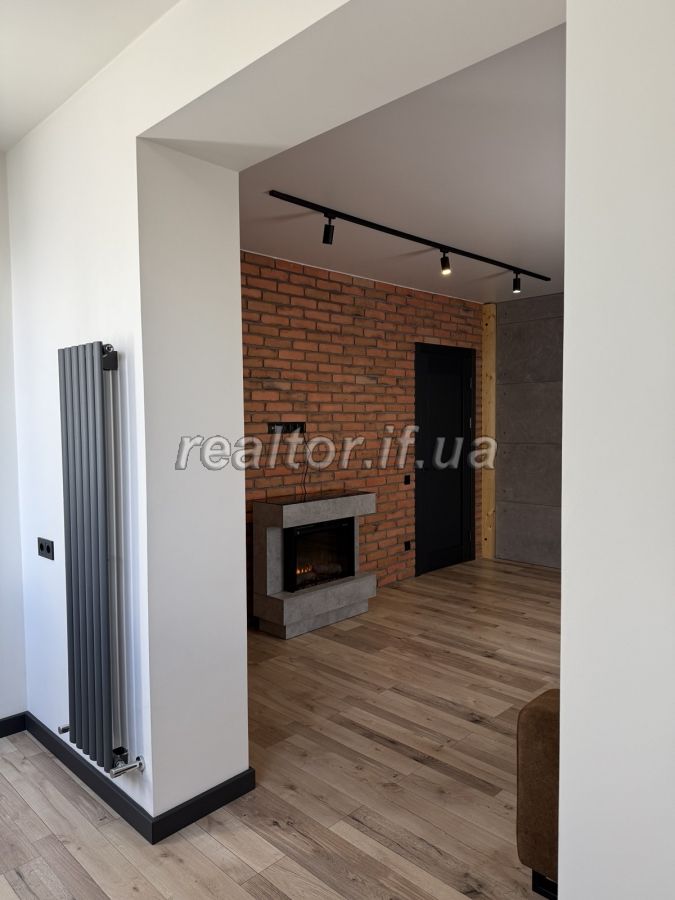 Prodazh_kvartyry_v__zhytlovomu_kompleksi_Lypky_poruch_parku_Shevchenka__23830_37_1747996954.jpeg