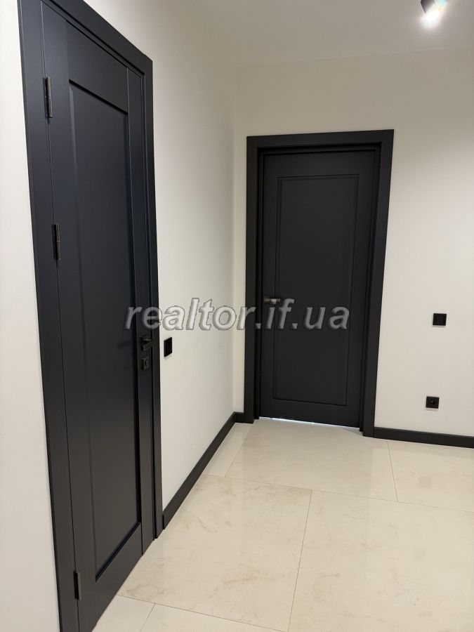 Prodazh_kvartyry_v__zhytlovomu_kompleksi_Lypky_poruch_parku_Shevchenka__23830_43_1747996965.jpeg