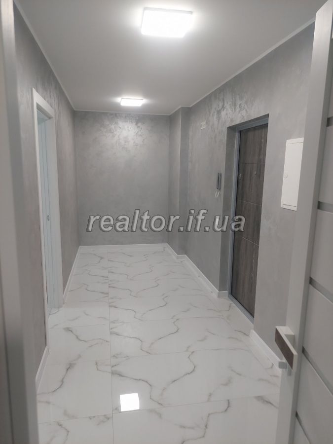 Prodazh_kvartyry_v_zhytlovomu_kompleksi_komfort-klasu_v_tsentralnii_chastyni_mista_23749_0_1746002988.jpeg