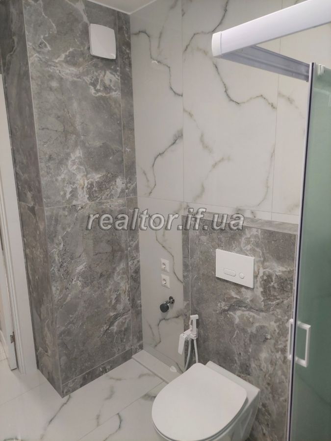 Prodazh_kvartyry_v_zhytlovomu_kompleksi_komfort-klasu_v_tsentralnii_chastyni_mista_23749_10_1746002990.jpeg