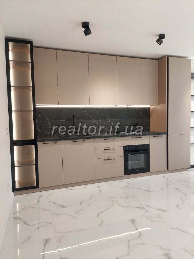 Prodazh_kvartyry_v_zhytlovomu_kompleksi_komfort-klasu_v_tsentralnii_chastyni_mista_23749_18_1746002991.jpeg