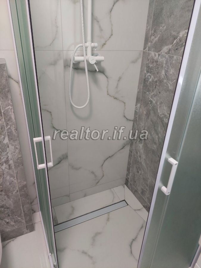 Prodazh_kvartyry_v_zhytlovomu_kompleksi_komfort-klasu_v_tsentralnii_chastyni_mista_23749_19_1746002991.jpeg