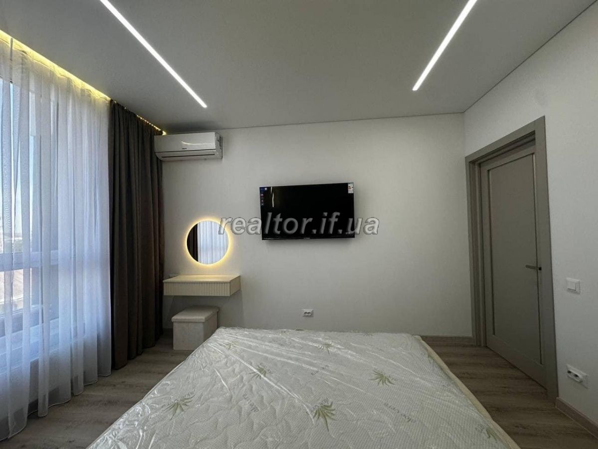 Prodazh_kvartyry_z_dyzainerskym_yevroremontom_v_samomu_tsentri_mista_v_novomu_zhytlovomu_kompleksi__23767_10_1746434009.jpeg