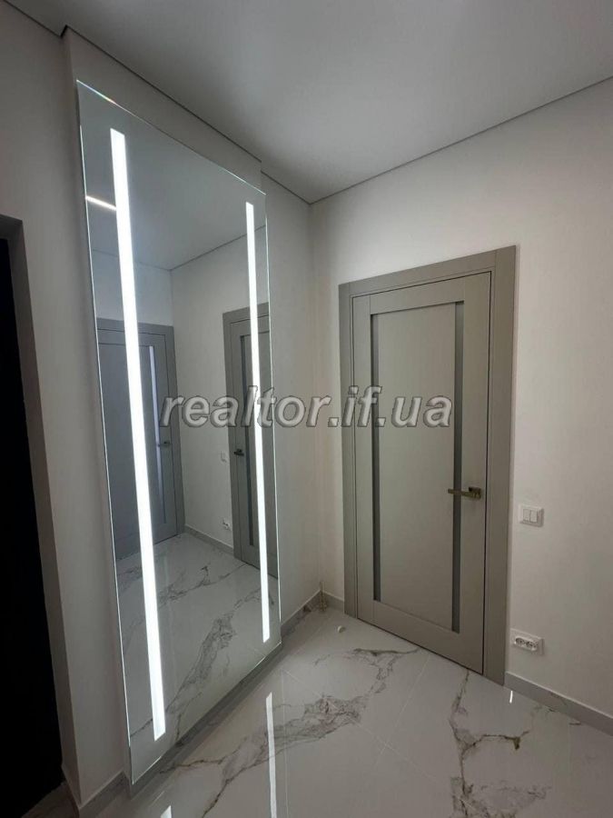 Prodazh_kvartyry_z_dyzainerskym_yevroremontom_v_samomu_tsentri_mista_v_novomu_zhytlovomu_kompleksi__23767_4_1746434008.jpeg