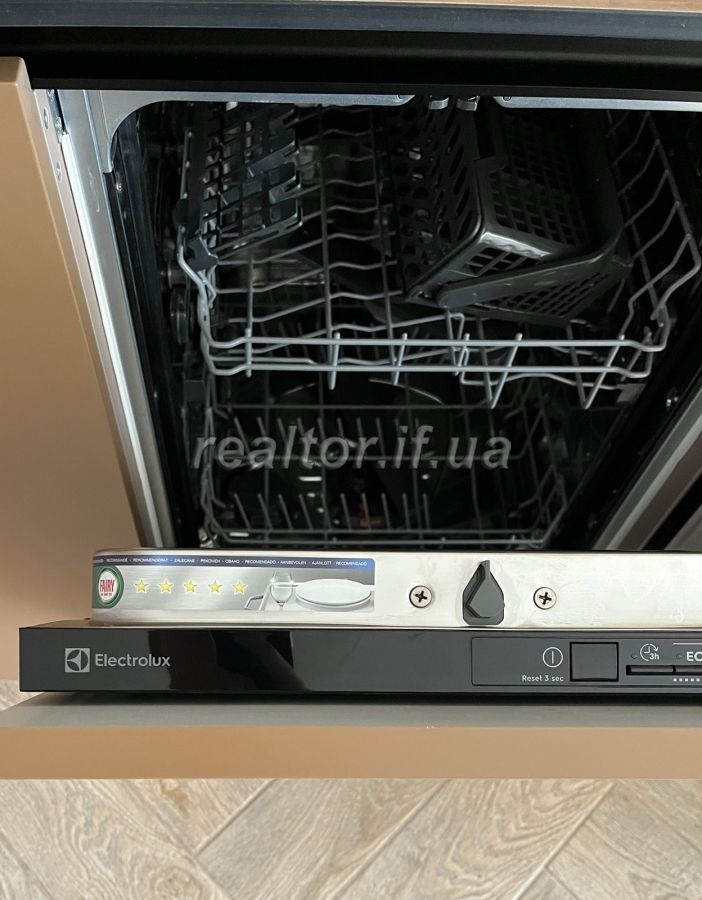 Prodazh_kvartyry_z_remontom_meblyamy_ta_tekhnikoyu_v_novobudovi_po_vulytsi_Stusa_23723_13_1745403546.jpeg