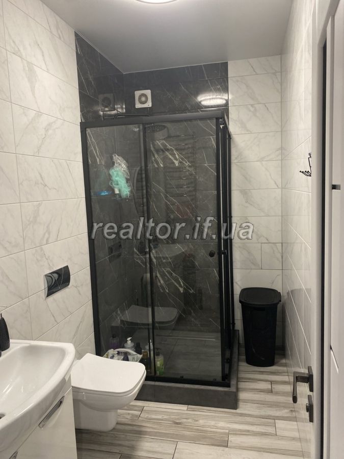 Prodazh_kvartyry_z_remontom_ta_meblyamy_po_vulytsi_Dem«yaniv_Laz_23748_10_1745999455.jpeg