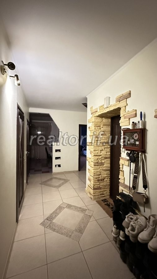Prodazh_kvartyry_z_remontom_ta_meblyamy_po_vulytsi_Parkova_22920_14_1709820863.jpeg