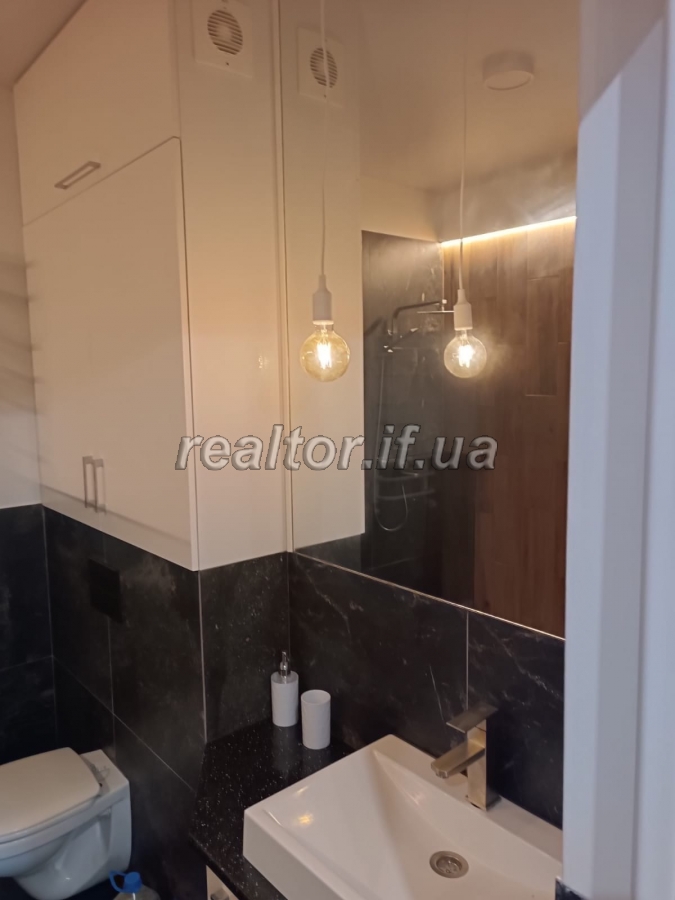 Prodazh_kvartyry_z_remontom_ta_meblyamy_v_novomu_zhytlovomu_kompleksi_Kozatskyi_23752_16_1746010217.jpeg