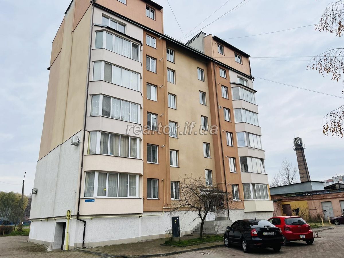 Prodazh_kvartyry_z_remontom_v_malopoverkhovomu_budynku_po_vulytsi_Doroshenka_22054_2_1668420829.jpeg