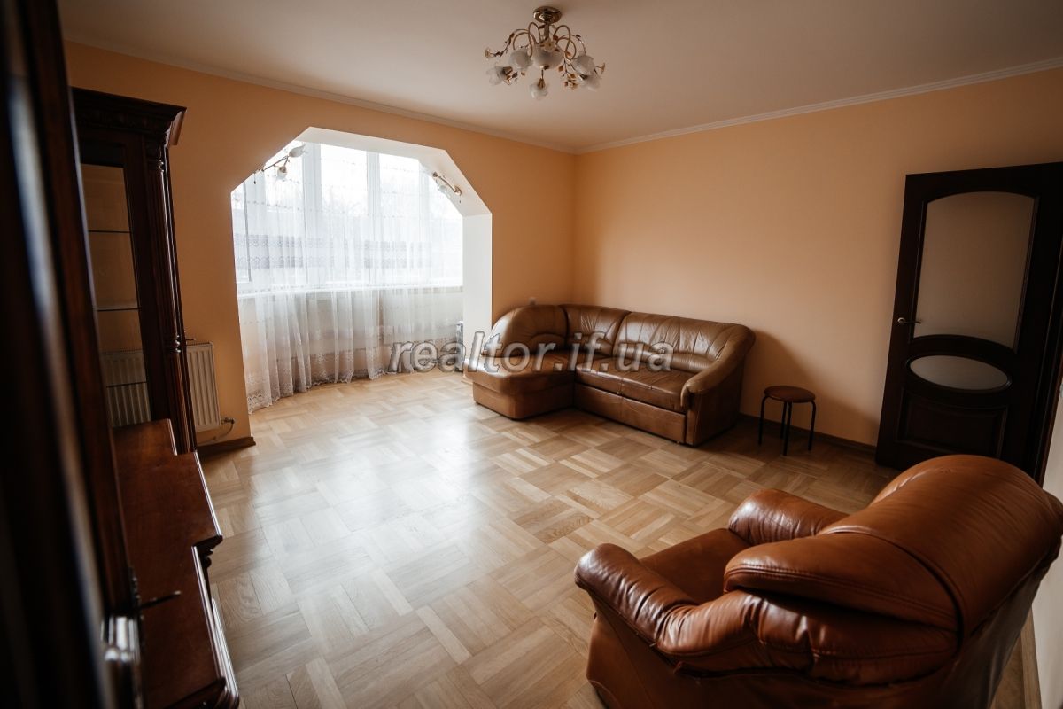 Prodazh_kvartyry_z_remontom_v_obzhytomu_novomu_budynku_poruch_z_parkom_22099_0_1672758742.jpeg