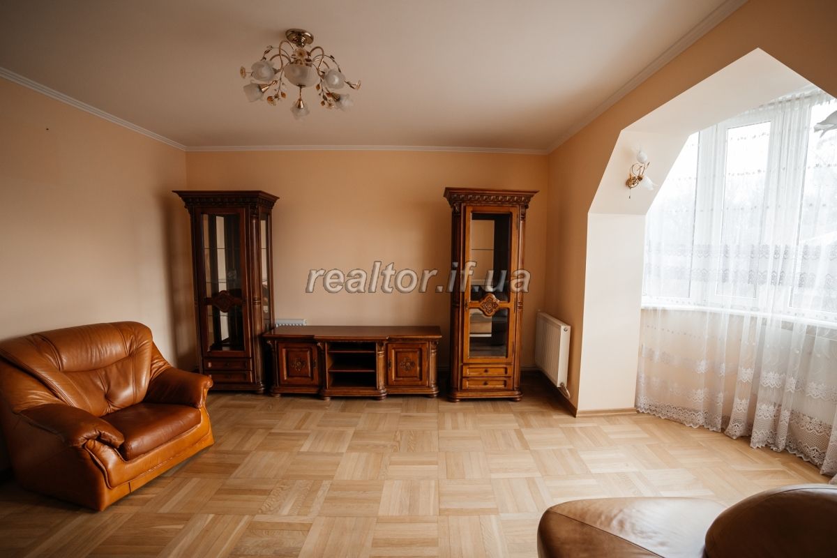 Prodazh_kvartyry_z_remontom_v_obzhytomu_novomu_budynku_poruch_z_parkom_22099_1_1672758743.jpeg