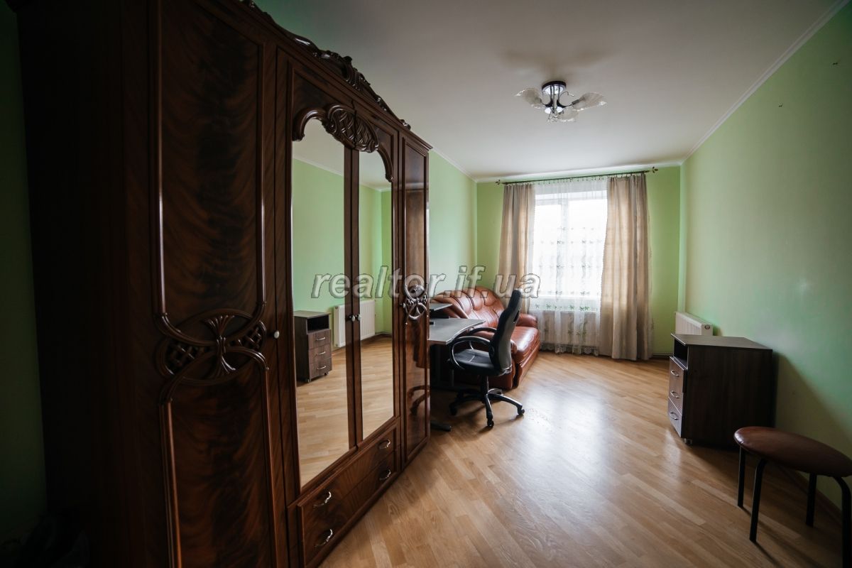 Prodazh_kvartyry_z_remontom_v_obzhytomu_novomu_budynku_poruch_z_parkom_22099_2_1672758743.jpeg