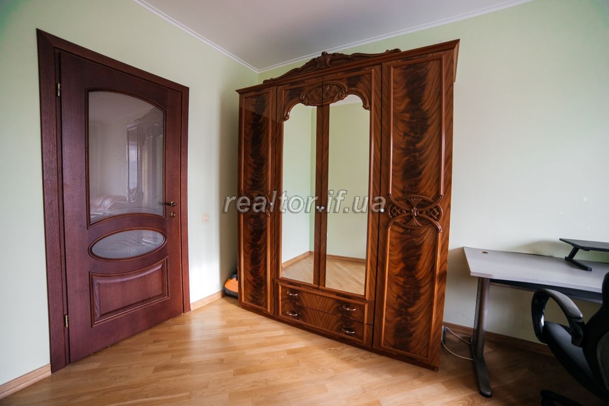 Prodazh_kvartyry_z_remontom_v_obzhytomu_novomu_budynku_poruch_z_parkom_22099_5_1672758743.jpeg