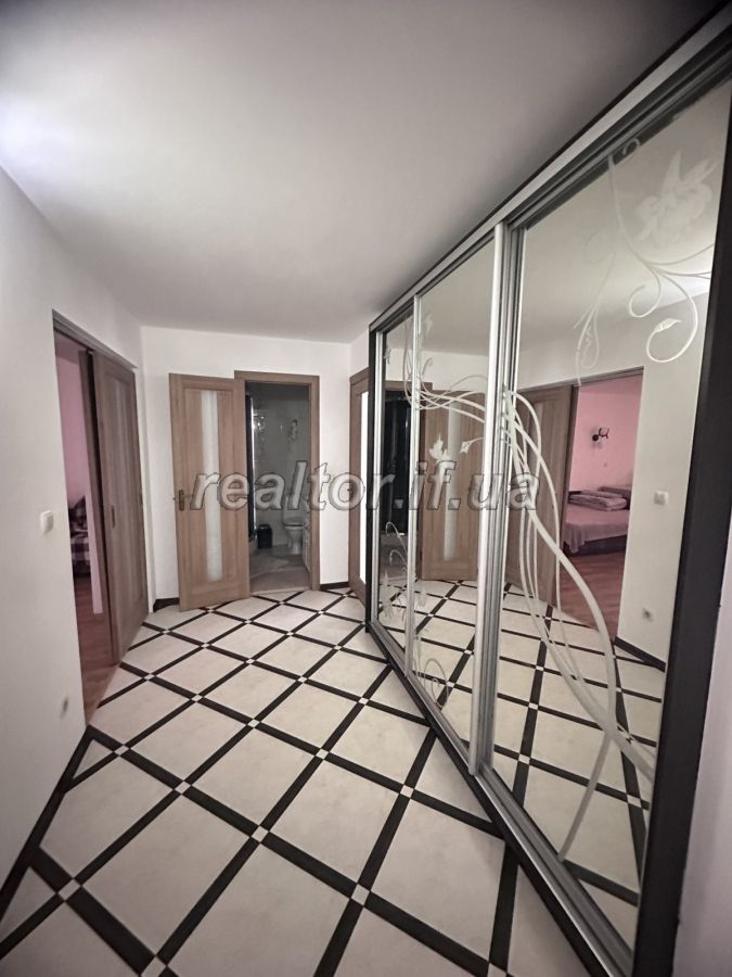 Prodazh_kvartyry_z_suchasnym_remontom_ta_meblyamy_v_mikroraioni_Pasichna_23141_17_1720167329.jpeg