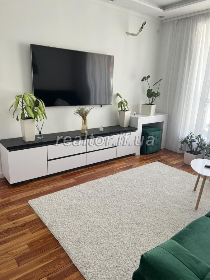 Prodazh_kvartyry_z_yevroremontom_ta_meblyamy_v_novobudovi_poruch_Arsenu_23711_1_1744789886.jpeg