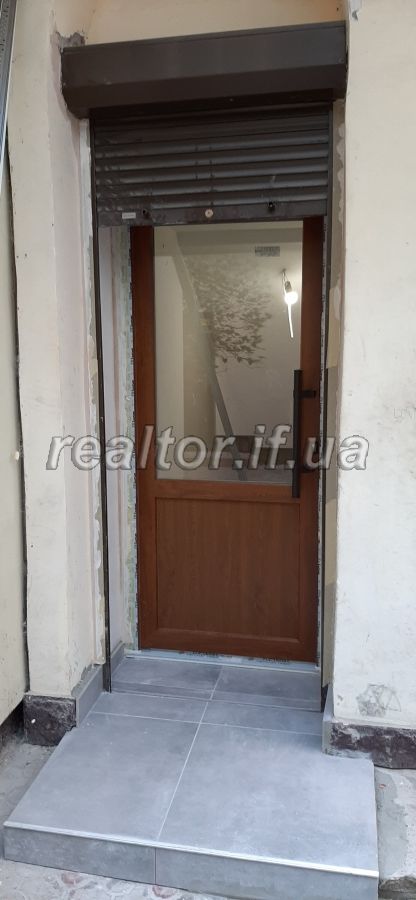 Prodazh_nezhytlovoho_prymishchennya_bilya_Ratushi_po_vulytsi_Halytska_15_19727_1_1614715111.jpeg