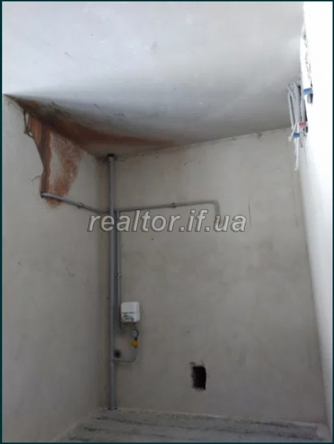 Prodazh_odnokimnatnoyi_kvartyry_poryad_z_universytetom_Nafty_ta_Hazu_19260_8_1611309384.jpeg