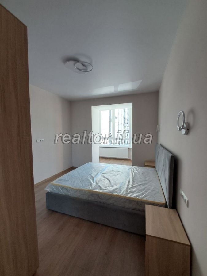 Prodazh_odnokimnatnoyi_kvartyry_velykoyi_ploshchi_v_novomu_zhytlovomu_kompleksi_poruch_miskoho_ozera_23750_3_1746006949.jpeg