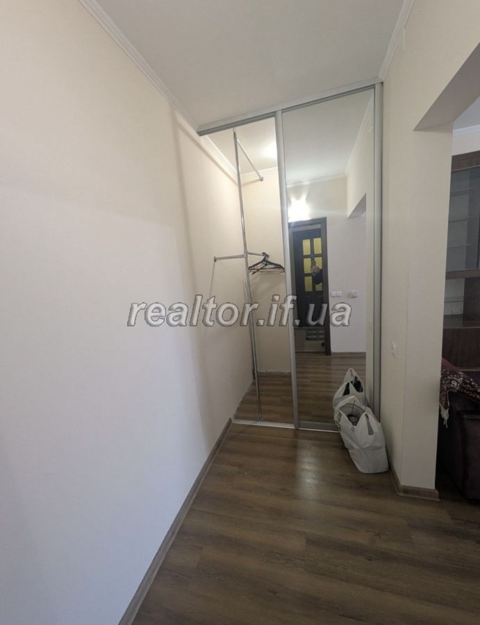 Prodazh_odnokimnatnoyi_kvartyry_z_remontom_po_vulytsi_Ivana_Pavla_II_23864_4_1749554568.jpeg