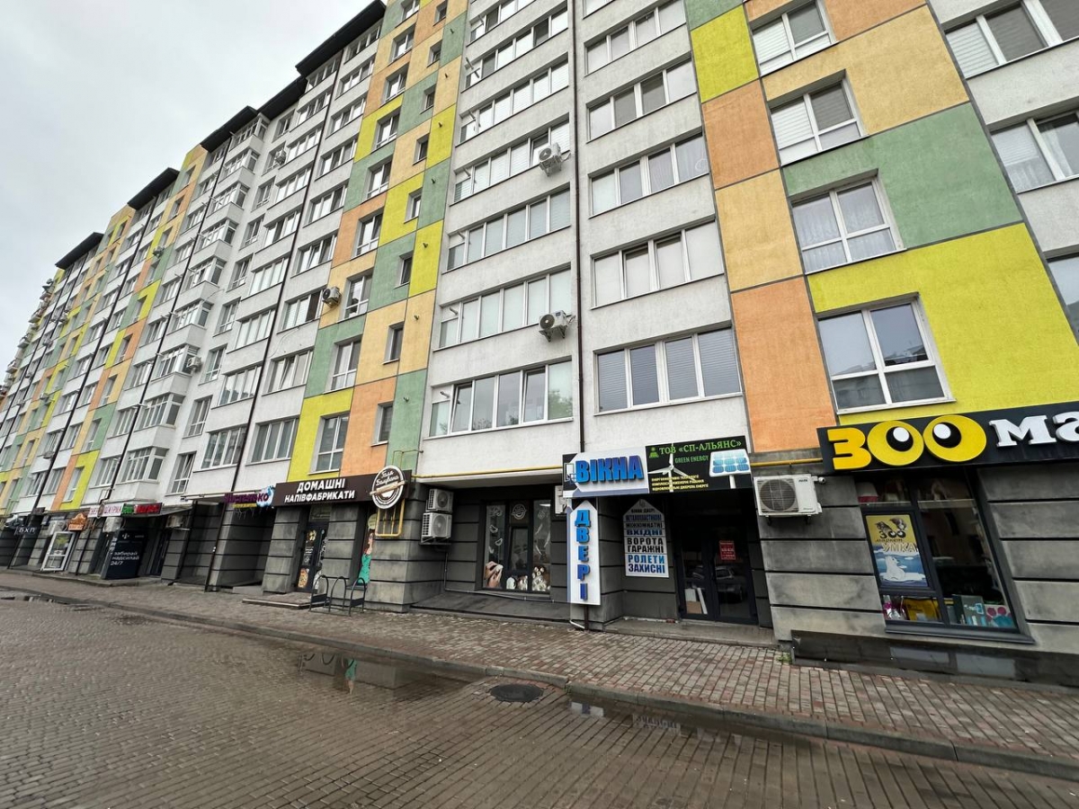 Prodazh_pidvalnoho_prymishchennya_v_obzhytomu_mikroraioni_z_velykoyu_prokhidnistyu_24024_4_1757922042.jpeg