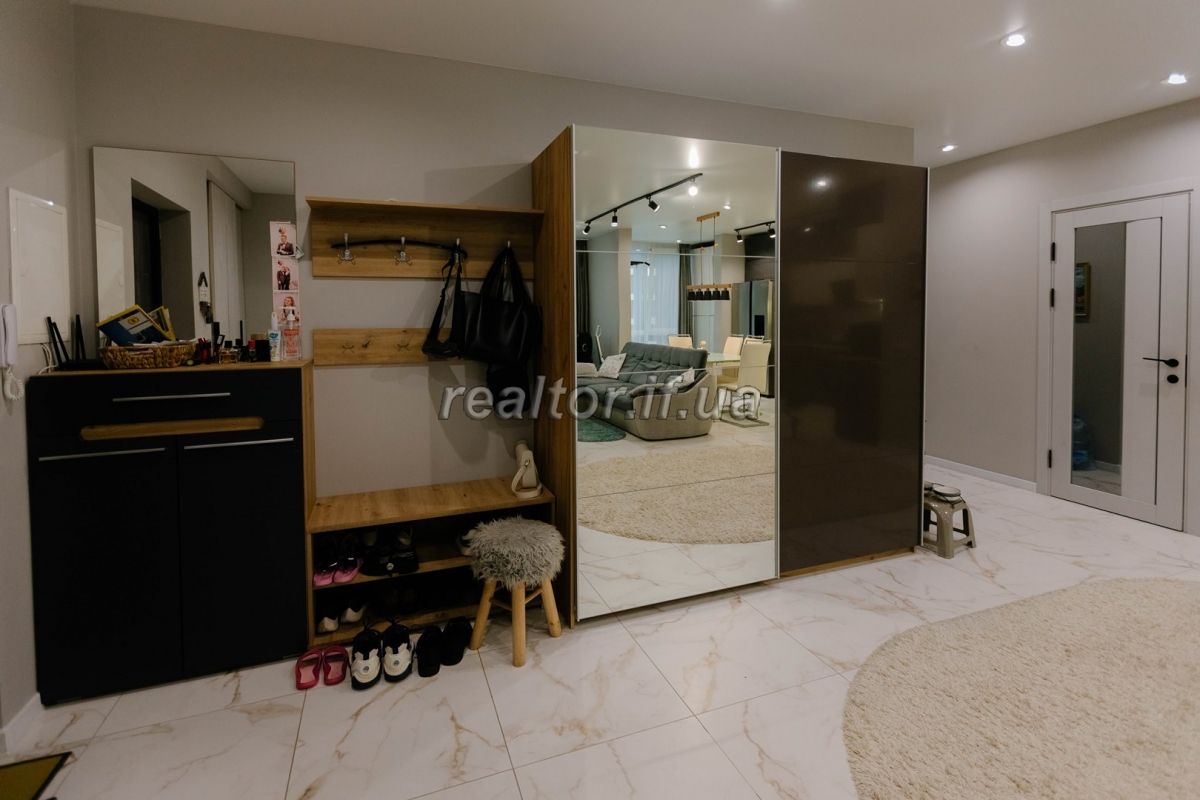 Prodazh_prostoroyi_trokhkimnatnoyi_kvartyry_z_yevroremontom_ta_meblyamy_v_novomu_ta_suchasnomu_zhytlovomu_kompleksi__Comfort_Park_23791_12_1747818835.jpeg