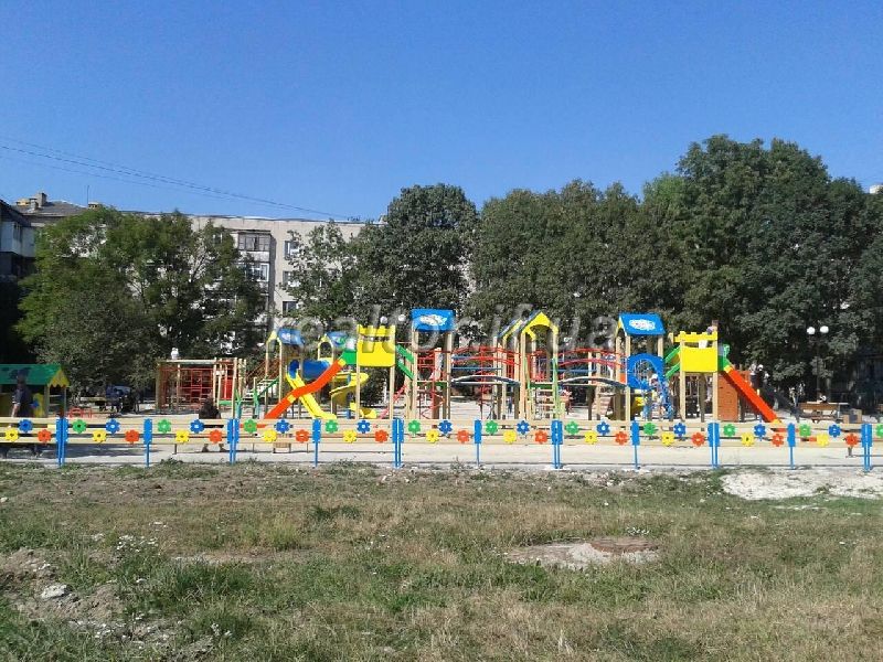 Prodazh_prymishchennya_na_vul_Dovzhenka_bilya_WOG_13129_8_1493824902.jpg