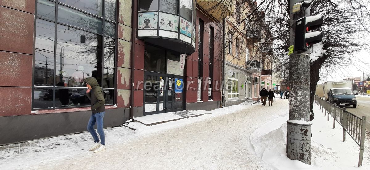 Prodazh_prymishchennya_navproty_dramteatru_hotovyi_tantsyuvalnyi_zal_19624_13_1613936384.jpeg