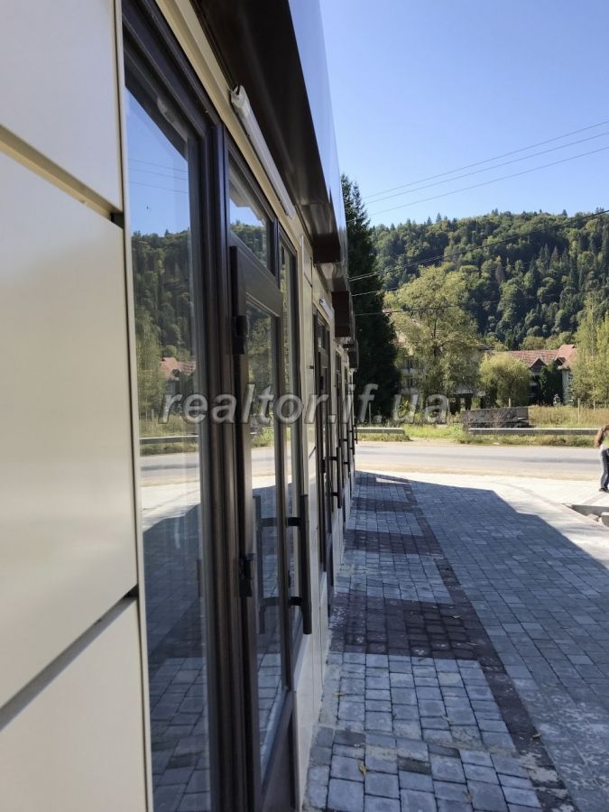 Prodazh_prymishchennya__v_misti__Yaremche_23050_9_1716286014.jpeg