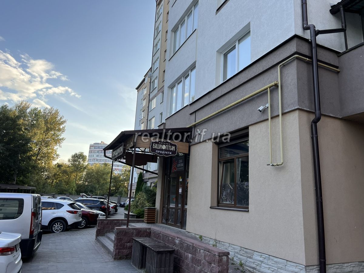 Prodazh_prymishchennya_v_prokhidnomu_mistsi_mista_Ivano-Frankivsk_22761_7_1701184282.jpeg