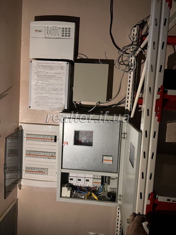 Prodazh_prymishchennya_v_prokhidnomu_mistsi_mista_Ivano-Frankivsk_pid_produktovyi_mahazyn_22762_5_1701184557.jpeg