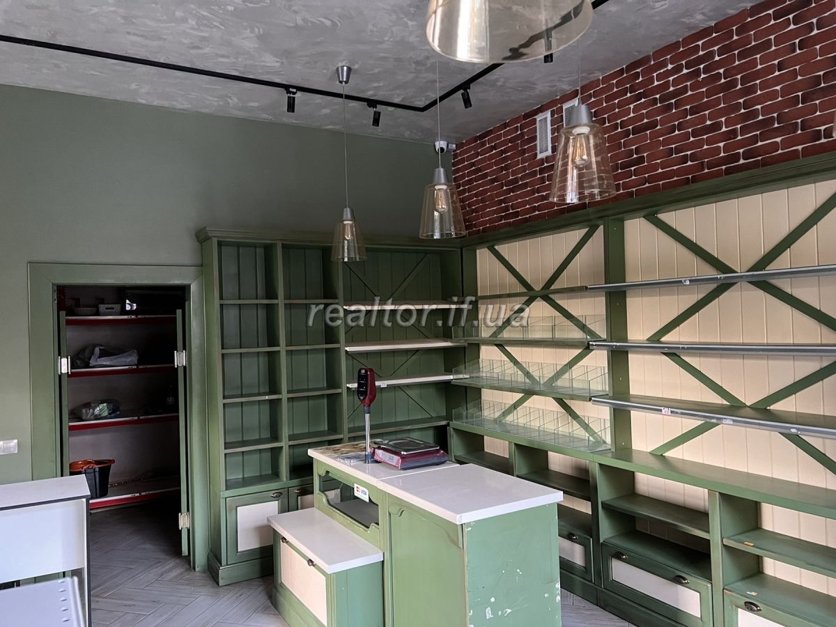 Prodazh_prymishchennya_v_prokhidnomu_mistsi_mista_Ivano-Frankivsk_pid_produktovyi_mahazyn_22762_8_1701184557.jpeg