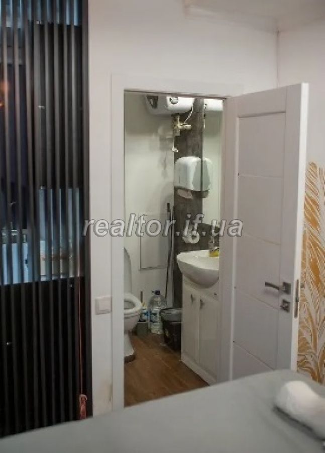 Prodazh_prymishchennya_vilnoho_pryznachennya_v_Ivano-Frankivsku_20880_8_1634634270.jpeg