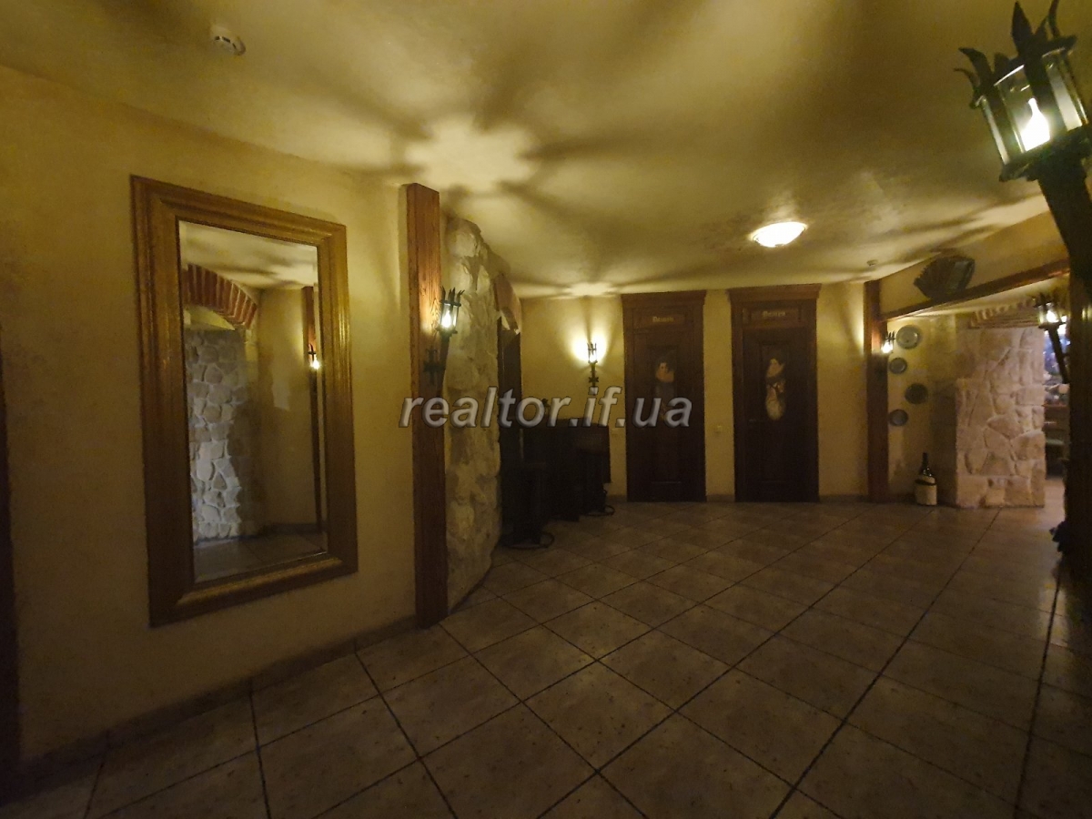 Prodazh_prymishchennya_z_diyuchym_restorannym_biznesom_20921_10_1635244919.jpeg