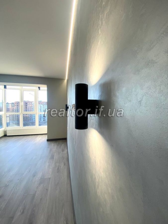 Prodazh_shykarnoyi_kvartyry_z_remontom_ta_vydom_na_ozero_ZhK_Lypky_22304_9_1680013680.jpeg