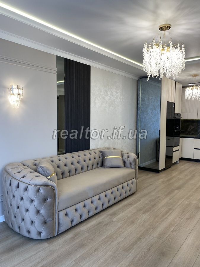 Prodazh_suchasnoyi_kvartyry_z_remontom_ta_meblyamy_v_samomu_tsentri_Ivano-Frankivska_23096_18_1717774109.jpeg