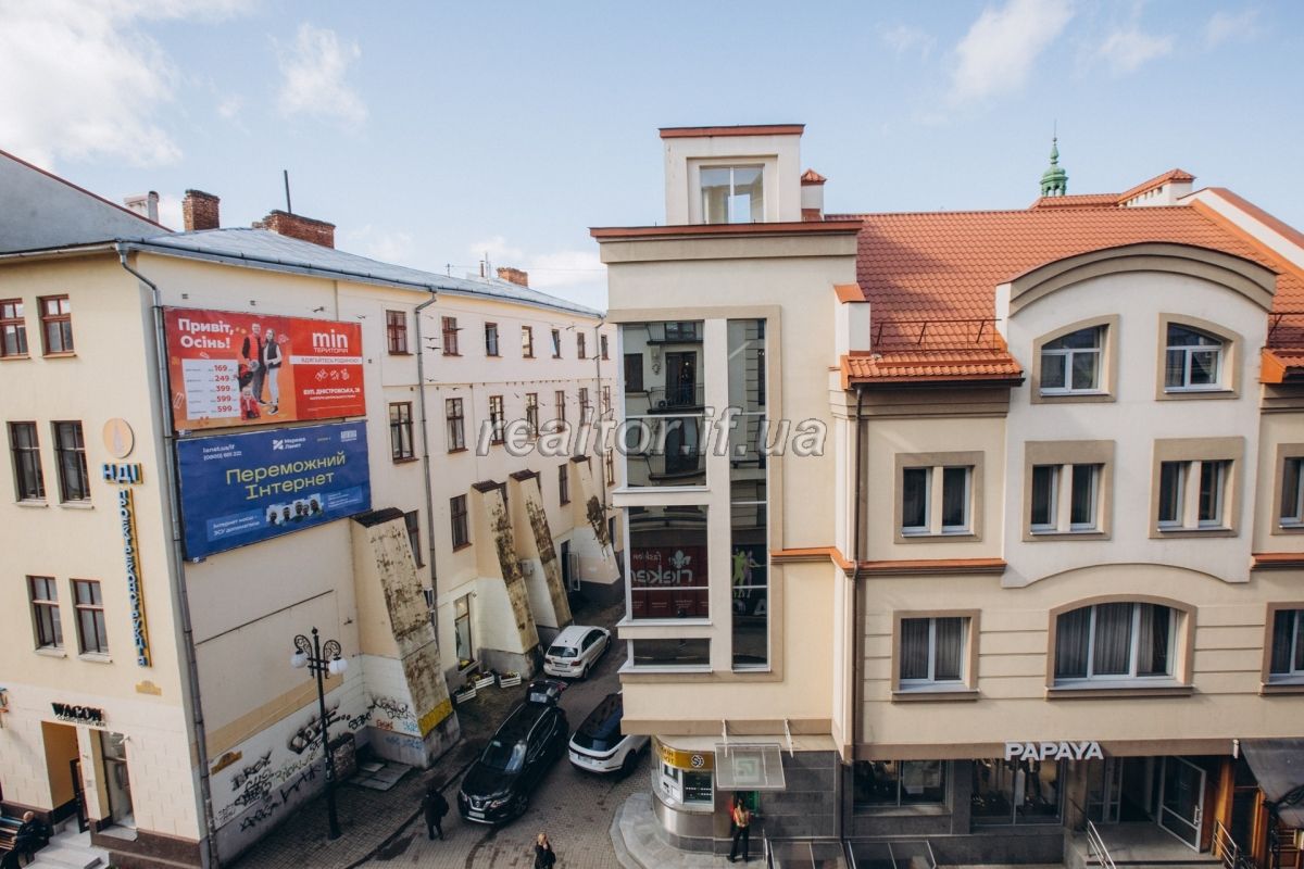 Prodazh_suchasnoyi_kvartyry_z_remontom_v_samomu_sertsi_Ivano-Frankivska___21963_6_1664533727.jpeg