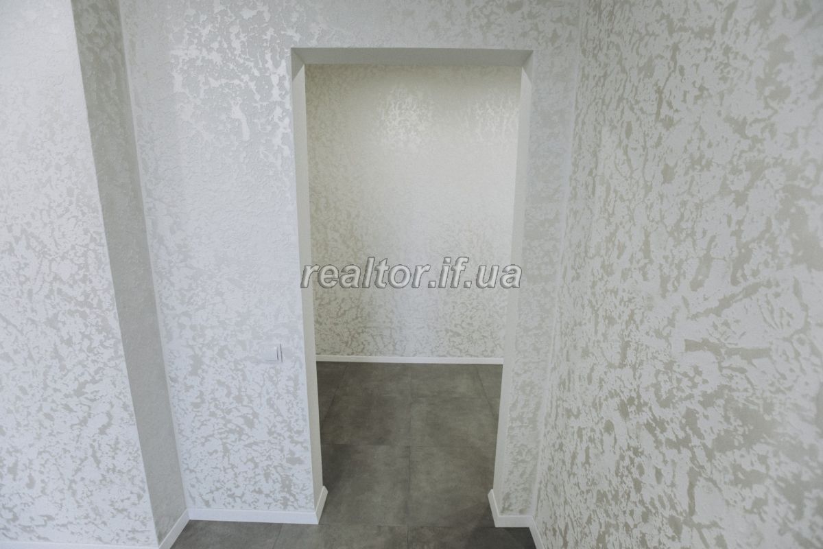 Prodazh_suchasnoyi_kvartyry_z_yakisnym_remontom_v_raioni_vulytsi_Vovchynetska__17653_8_1581522822.jpg