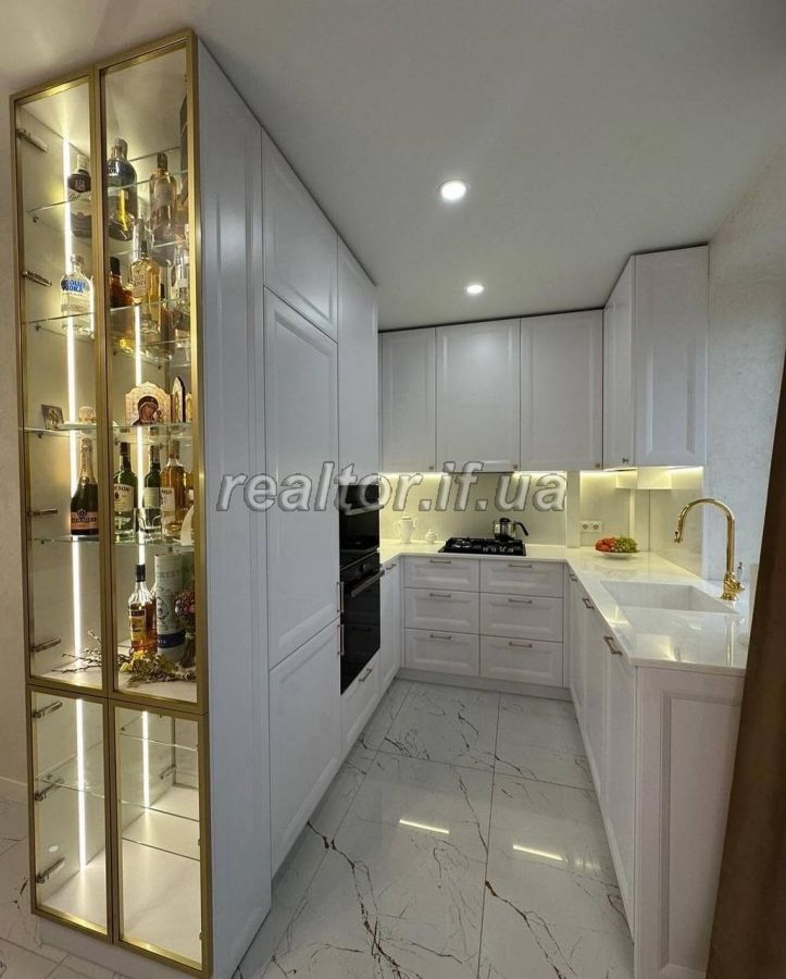Sale of a modern apartment with European renovation in the Opryshivska Sloboda residential complex