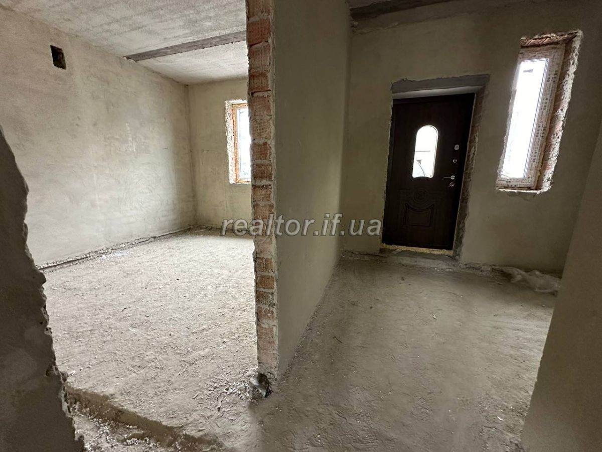 Prodazh_taunkhasa_v_peredmisti_Ivano-Frankivska_v_s_Krykhivtsi_22650_8_1696858568.jpeg