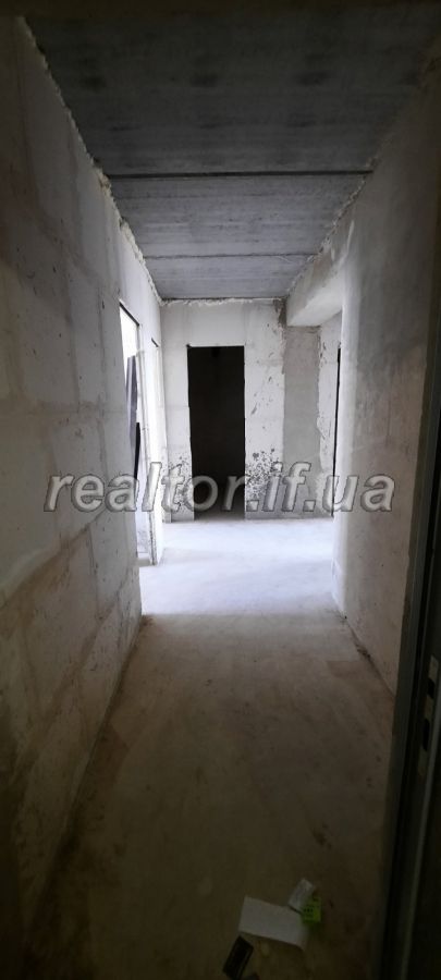 Prodazh_trykimnatnoyi_kvartyry_velykoyi_ploshchi_v_tsentri_mista_z_chudovym_krayevydom_na_misto_ta_hory_20451_2_1625582583.jpeg