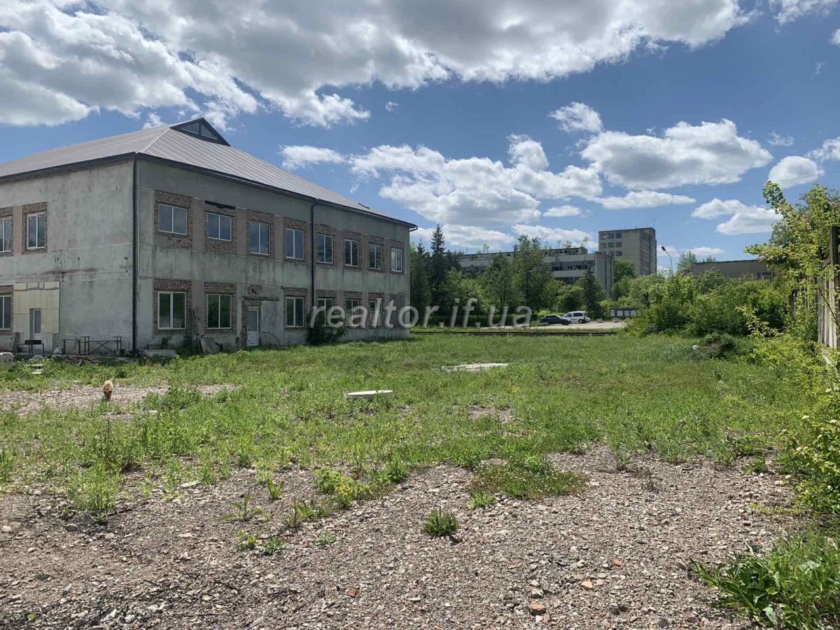 Prodazh_vyrobnychoho_prymishchennya_v_Yamnytsi_8_km_vid_Ivano-Frankivska_23048_1_1716304071.jpeg