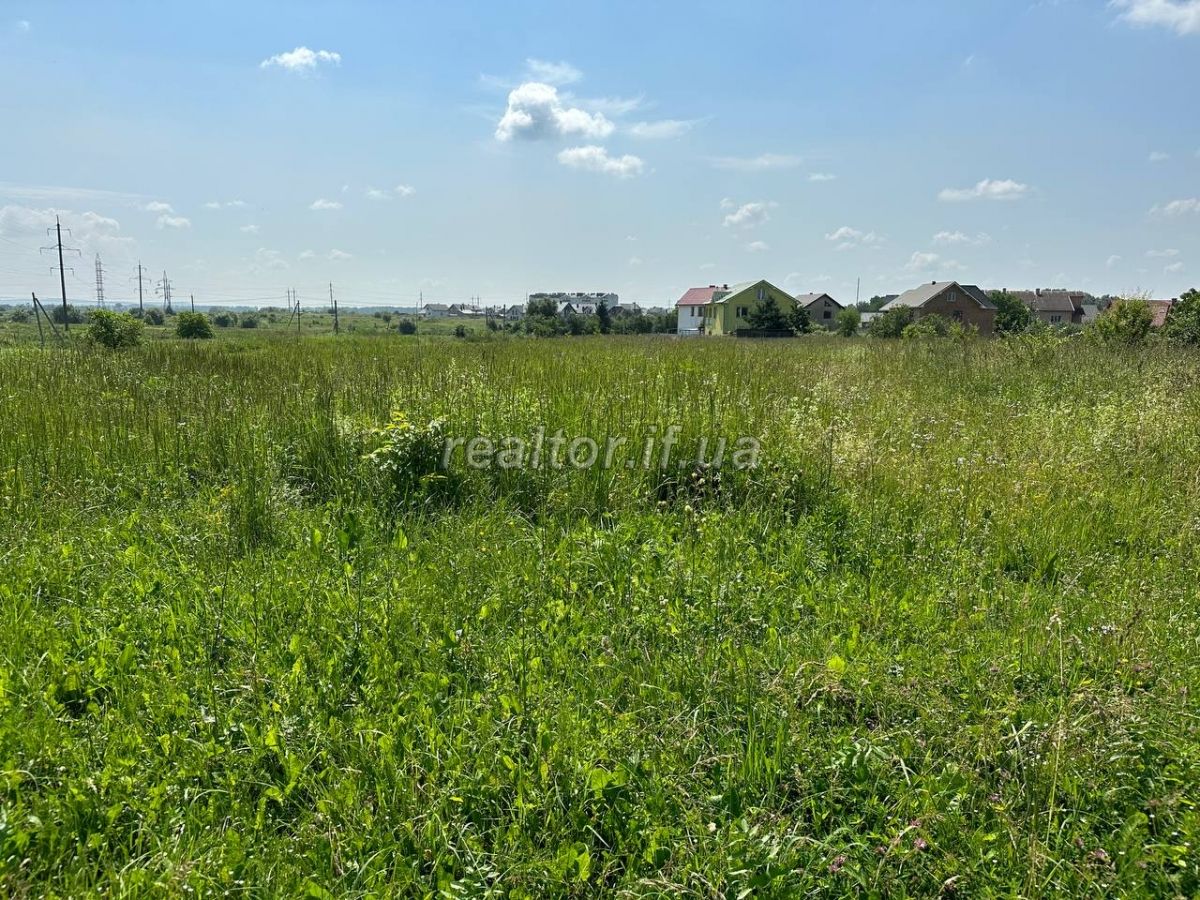 Prodazh_zemelnoyi_dilyanky_pid_budivnytstvo_v_seli_Uhornyky_22476_1_1687345532.jpeg