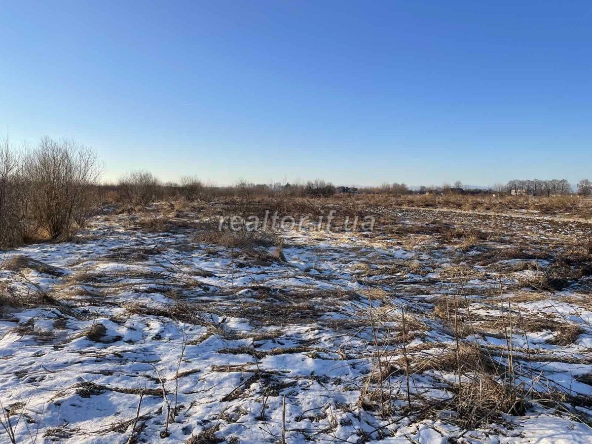 Prodazh_zemelnoyi_dilyanky_v_urochyshchi_Spasy_v_seli_Cherniyiv_21162_1_1642172942.jpeg