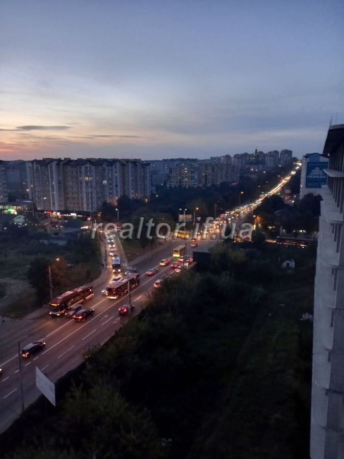 Prostora_chotyrykimnatna_kvartyra_z_chudovym_krayevydom_na_Halytskii_23122_10_1719840076.jpeg
