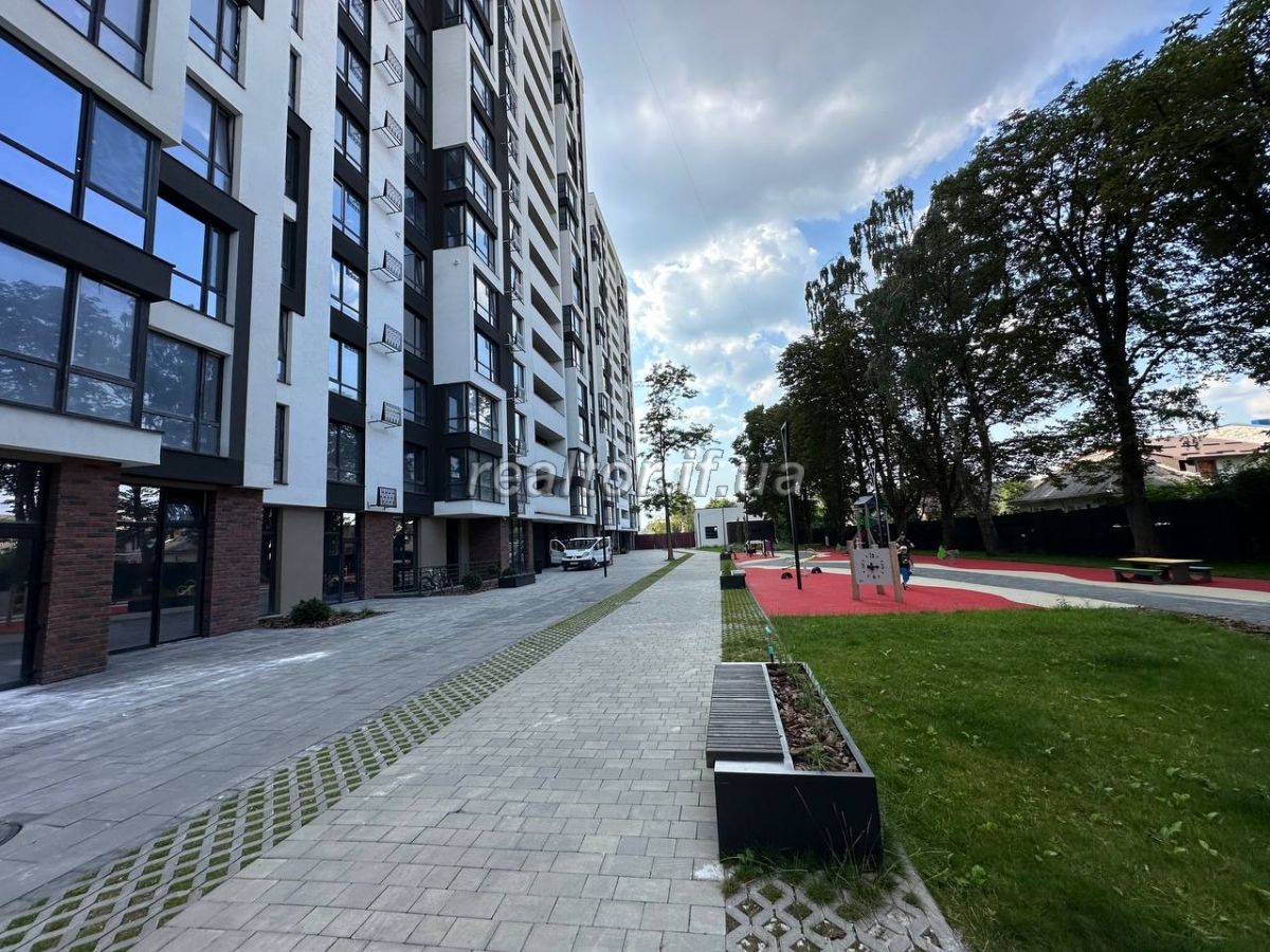 Prostora_dvokimnatna_kvartyra_v_ZhK_Mankhetten_na_vulytsi_Lenkavskoho_23165_16_1720693561.jpeg