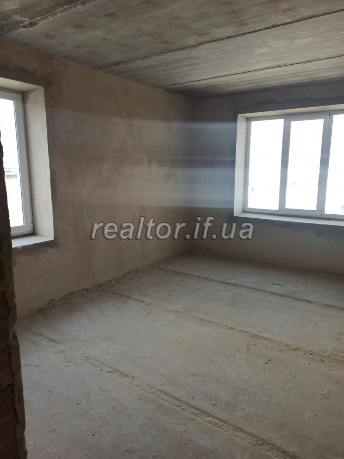 Prostora_kvartyra_v_tsentri_mista_20136_0_1619102322.jpeg