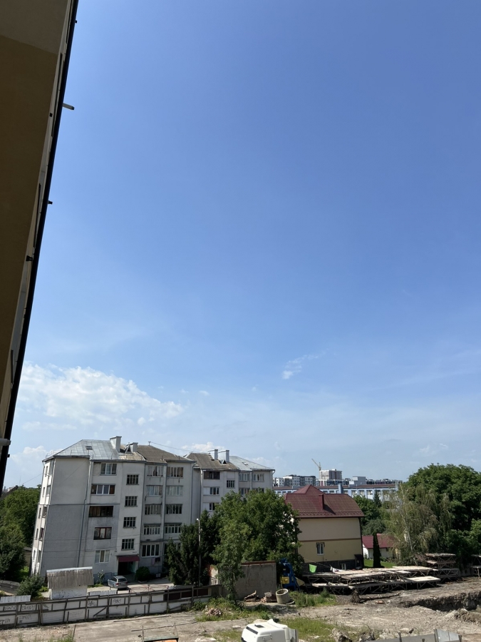 Prostora_kvartyra_v_zdanomu_ta_obzhytomu_budynku_23962_14_1753440923.jpeg