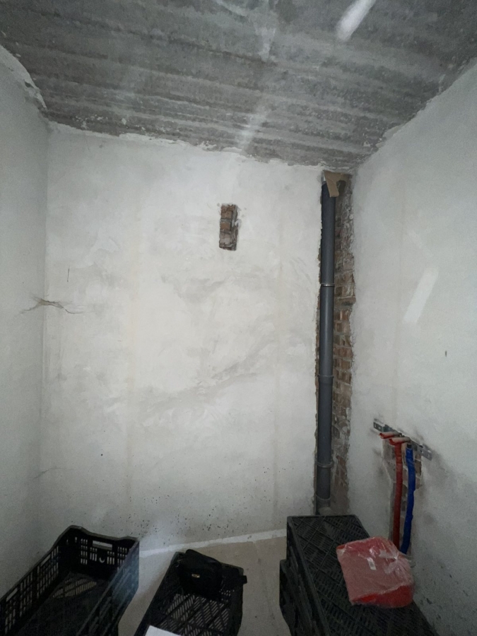Prostora_kvartyra_v_zdanomu_ta_obzhytomu_budynku_23962_18_1753440932.jpeg