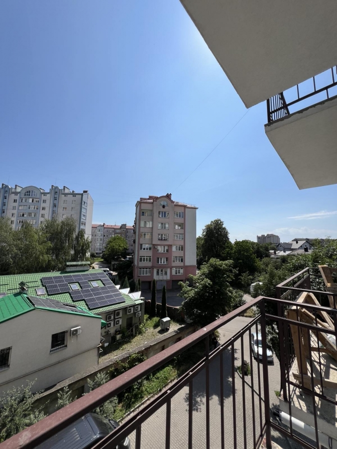 Prostora_kvartyra_v_zdanomu_ta_obzhytomu_budynku_23962_2_1753440893.jpeg