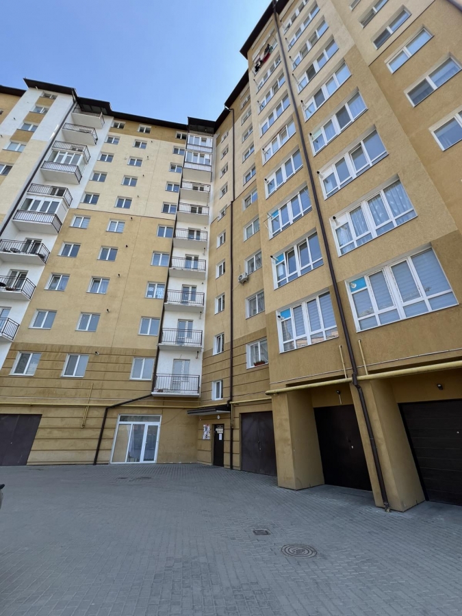 Prostora_kvartyra_v_zdanomu_ta_obzhytomu_budynku_23962_8_1753440909.jpeg